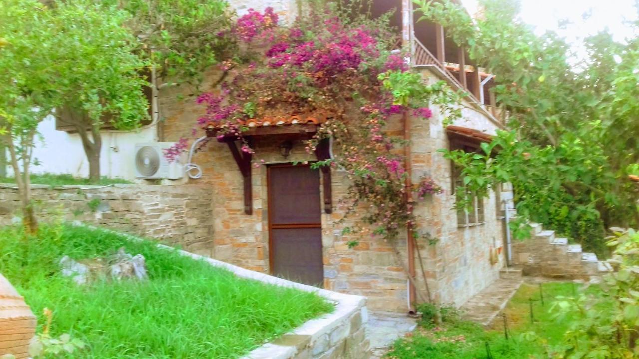 Margis Studio Xinovrisi Exterior photo